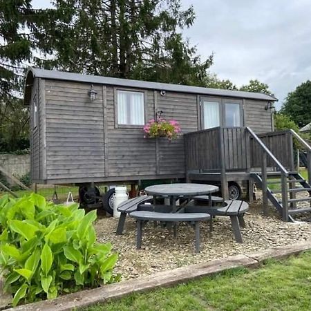 Pipowagen Monceau-En-Ardenne Villa Bievre Bagian luar foto