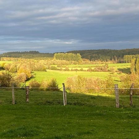 Pipowagen Monceau-En-Ardenne Villa Bievre Bagian luar foto