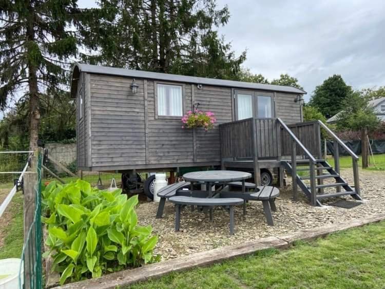 Pipowagen Monceau-En-Ardenne Villa Bievre Bagian luar foto